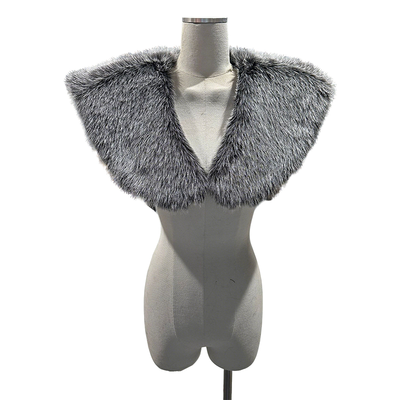 Col en fausse fourrure médiéva - Men'S Viking Accessories avis et prix